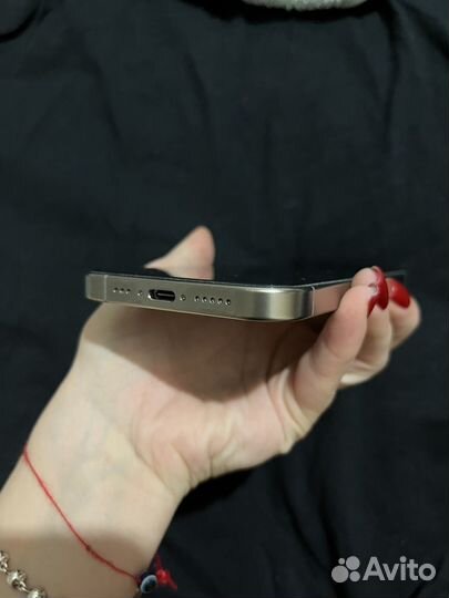 iPhone 15 Pro, 256 ГБ