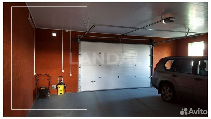 Гаражные секционные ворота