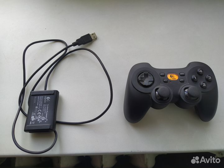 Геймпад (джойстик) Logitech Cordless RumblePad 2