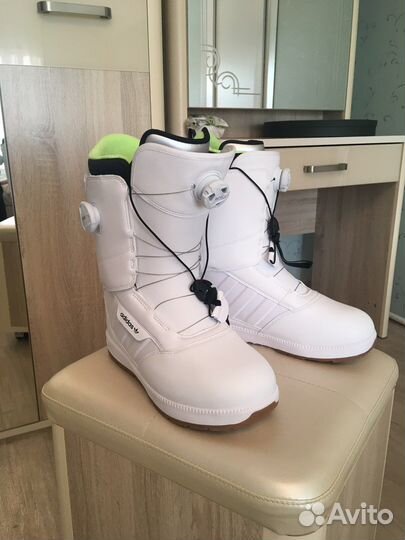 Сноубордические ботинки adidas 42-43