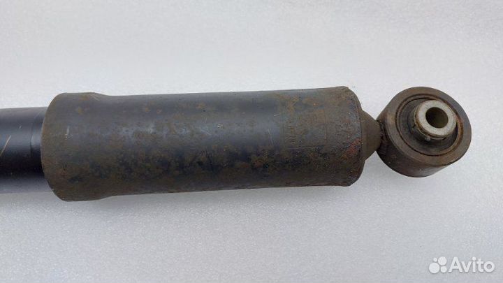 Амортизатор подвески задний Lexus Nx300H Z10