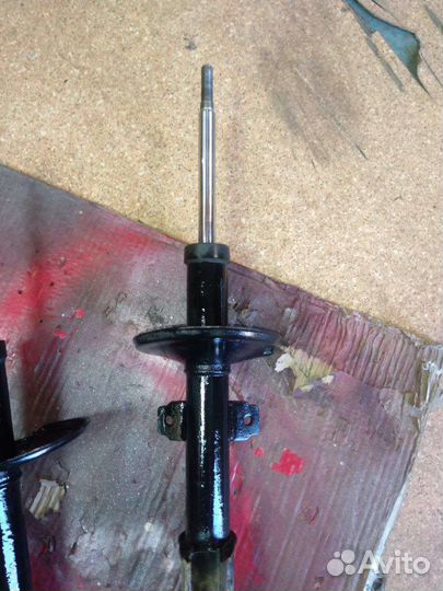 Передние стойки рено Дастер