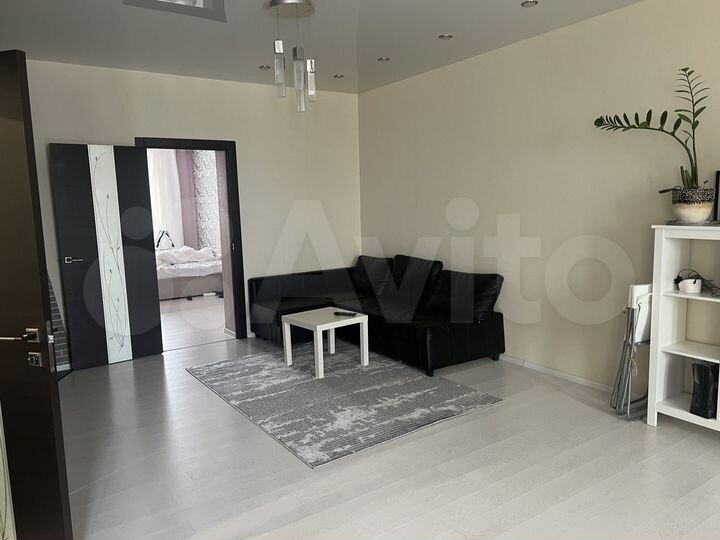 2-к. квартира, 65 м², 14/14 эт.