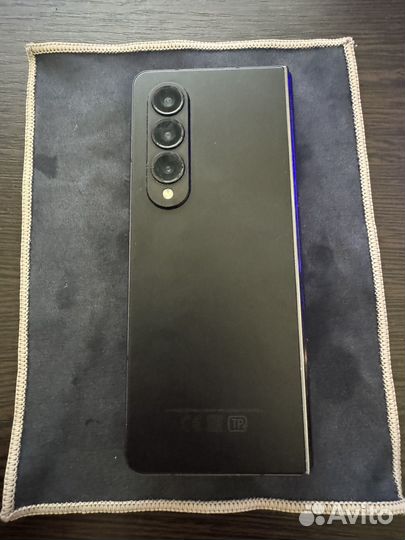 Samsung Galaxy Z Fold4, 12/256 ГБ