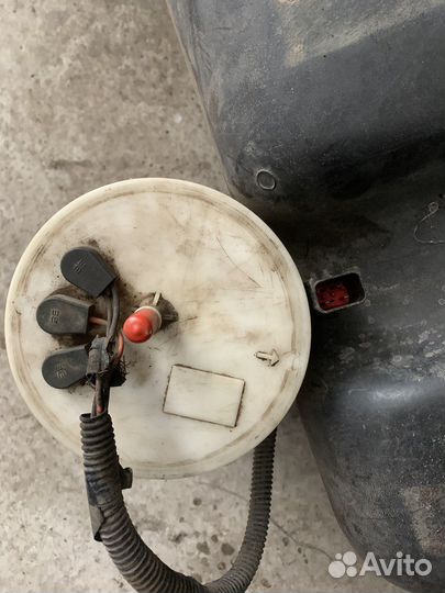 Датчик уровня топлива с насосом BMW X5 E53