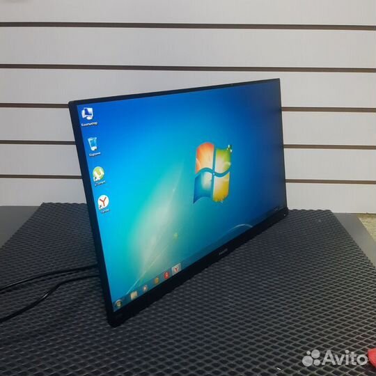 Монитор Phillips 273V7qdsb