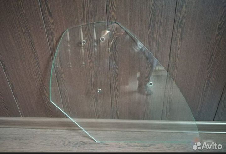 Полки и Боковины стеклянные в холодильники и лари