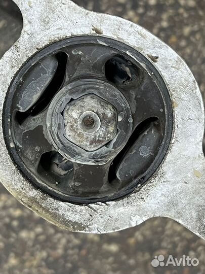 Рычаг передний правый / левый Volkswagen Tiguan Pa