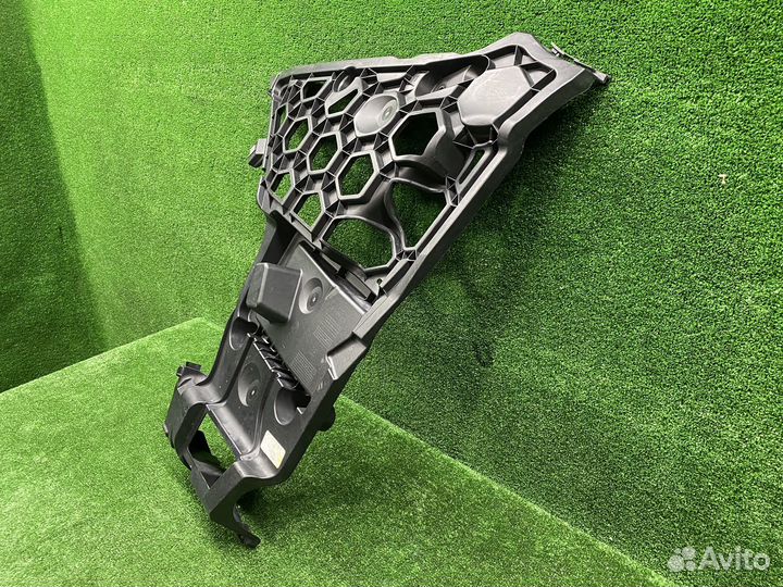 Кронштейн бампера задний левый BMW X6 G06