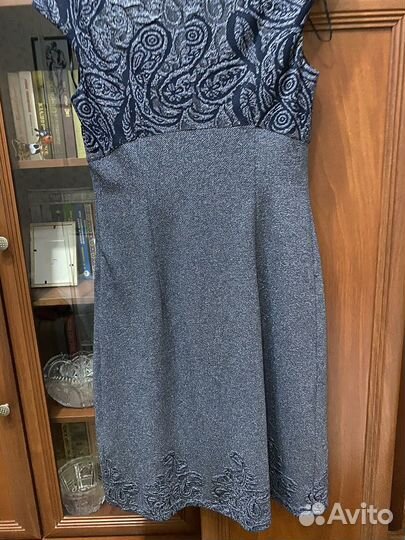 Платье женское 46 48