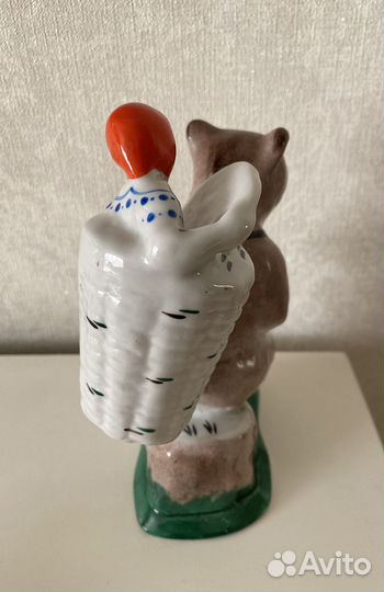 Статуэтка фарфор Маша и медведь СССР