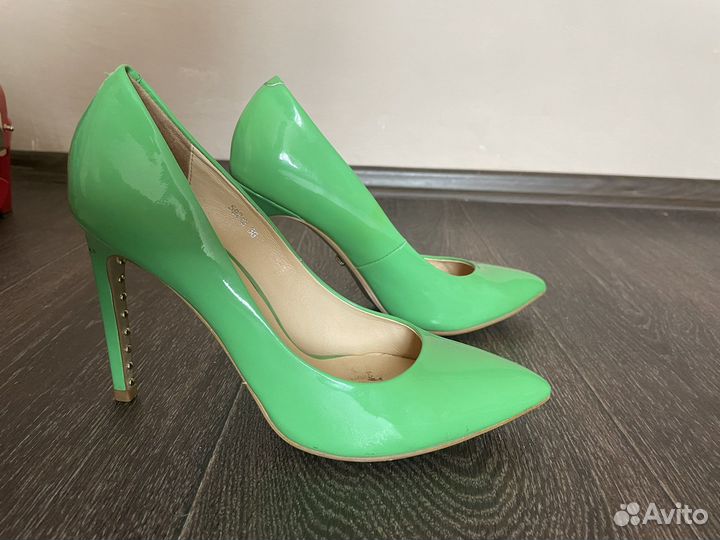 Туфли Vitacci 38 размер