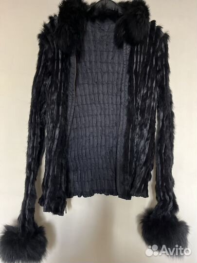 Легкая двусторонняя накидка из плащевки с кроликом