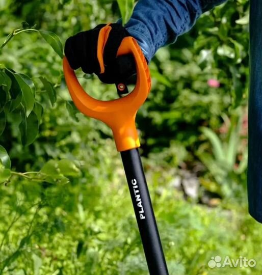 Лопата штыковая Plantic 11005-01(fiskars)