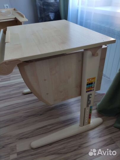 Детский письменный стол бу