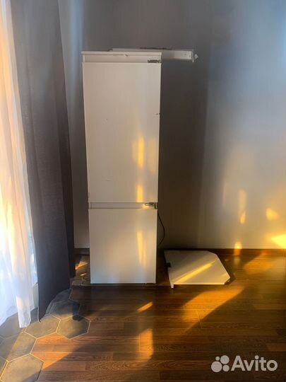 Встраиваемый холодильник Hansa BK315.3