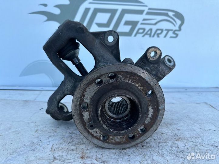 Кулак задний левый Mercedes-Benz Gls X166 M157.982