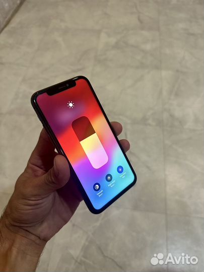 iPhone 11 Pro, 64 ГБ