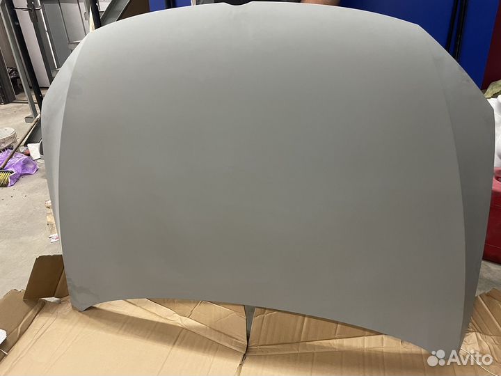 Volkswagen Jetta 6 капот