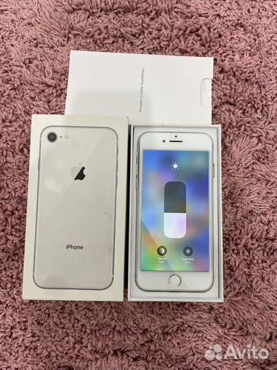 iPhone 8 64 гб