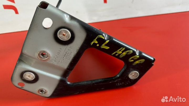 Кронштейн Крепления крыла передний левый Audi A6