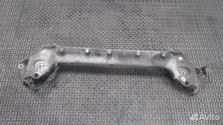 Балка под кпп Volkswagen Phaeton, 2004