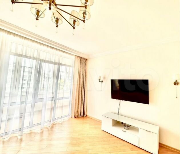 3-к. квартира, 126 м², 3/7 эт.