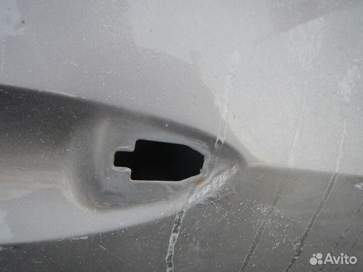 Дверь передняя правая Toyota Corolla