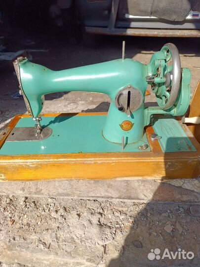 Швейная машинка умз калинина