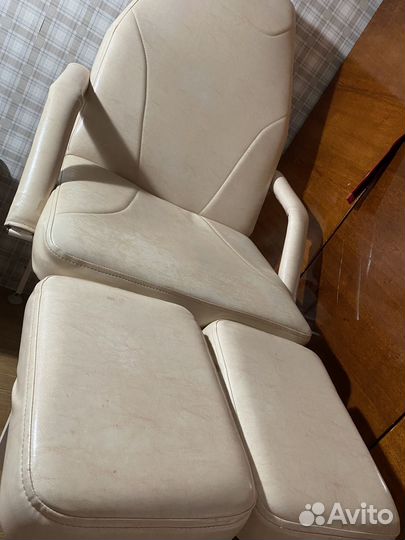 Педикюрное кресло- кушетка