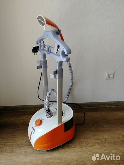 Вертикальный отпариватель Runzel MAX-220 Rena