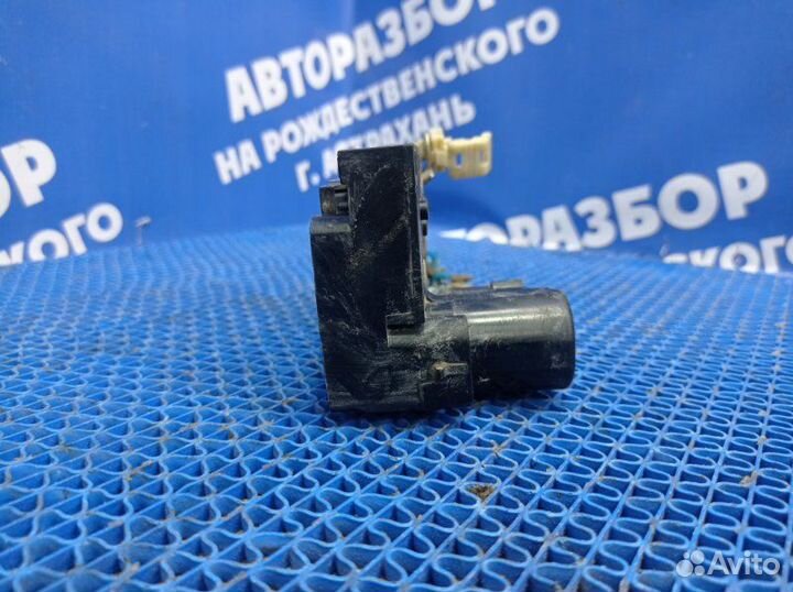 Задний левый замок двери Chevrolet Aveo T200