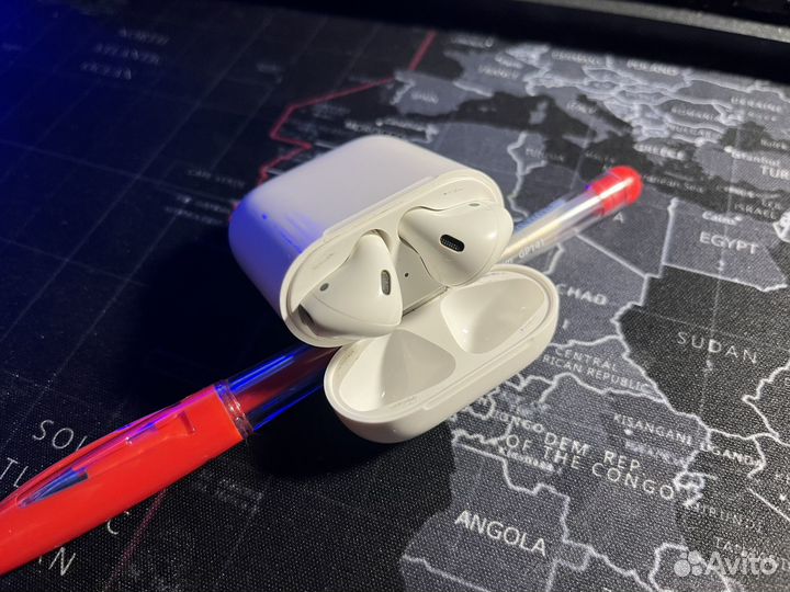Apple air pods (2 поколения)
