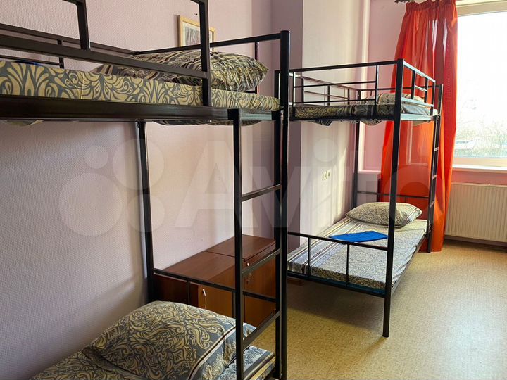 Комната 38 м², 4/4 эт.