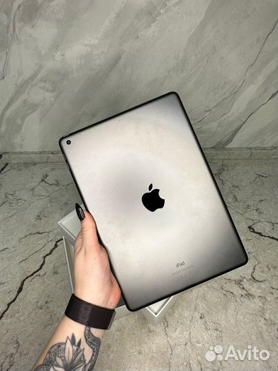 iPad 8 поколения 32gb