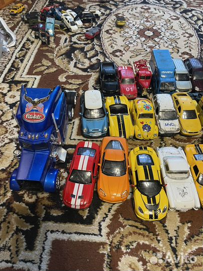 Машинки hotwheels