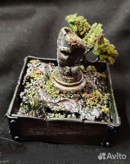 Статуэтка Грута