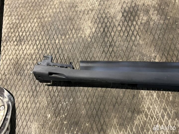 Порог пластиковый левый BMW X3 G01 X4 G02