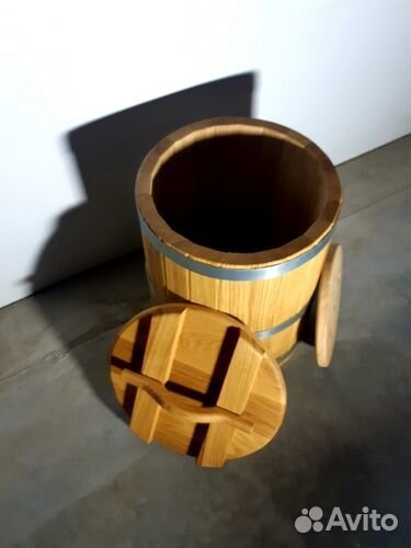 Кадка дубовая