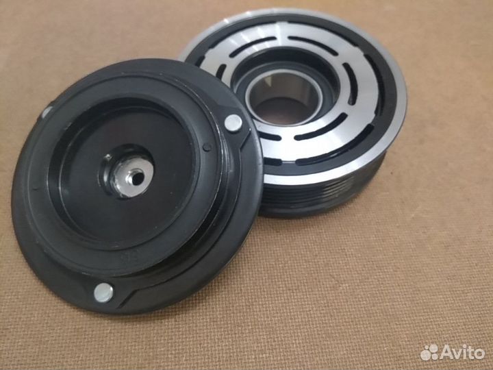 Шкив кондиционера Ford Fiesta