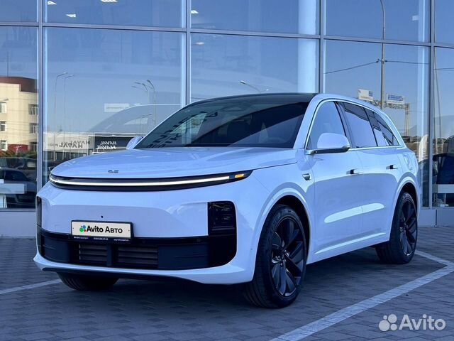 D3 lixiang l6 машина года 2025. D3 lixiang l6 машина года 2025