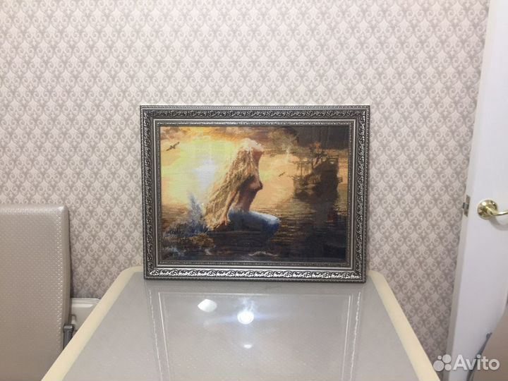 Картина, вышитая крестиком «Сирена»