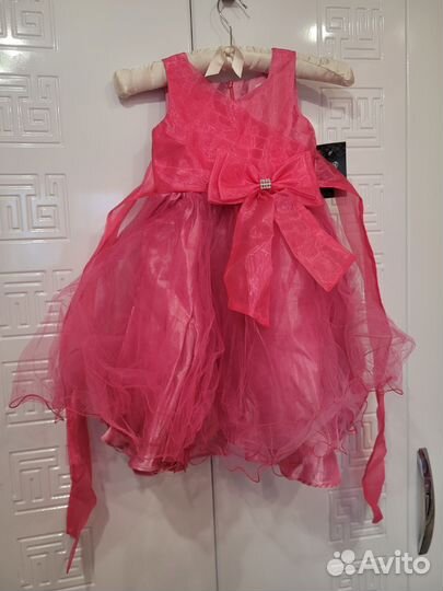 Платья нарядные от 116 до 146