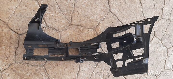 Каркас переднего бампера Mercedes E-Class W211