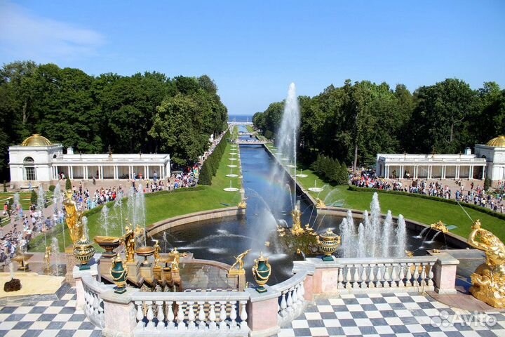 Экскурсовод по Санкт - Петербургу и пригородам