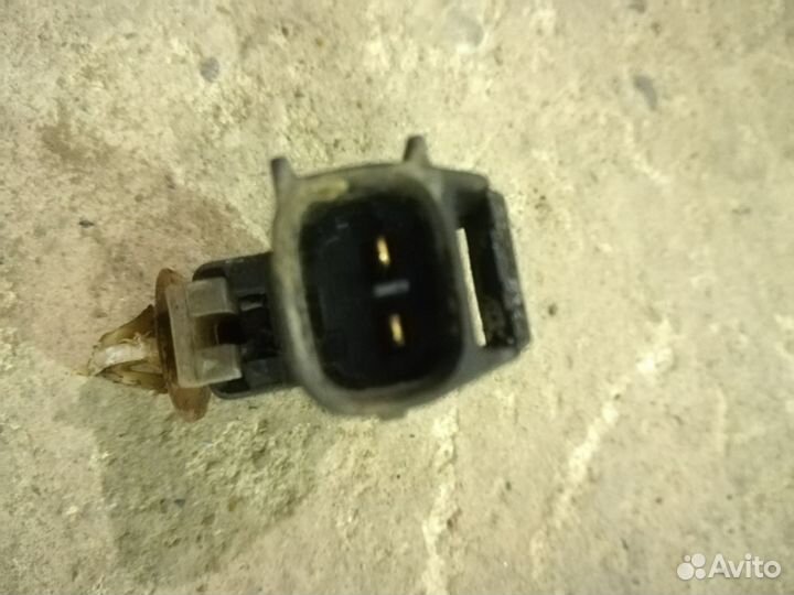 Датчик температуры Toyota Corolla, Camry, Avensis
