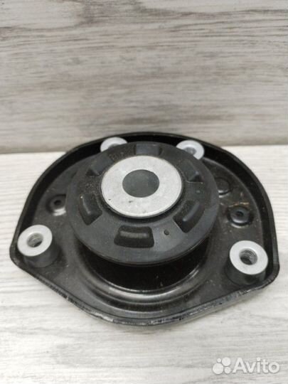 Опора стойки Mercedes Sprinter 906 OM651 2013