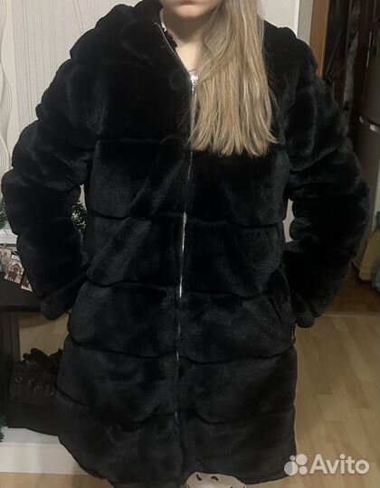 Искусственная шуба черная