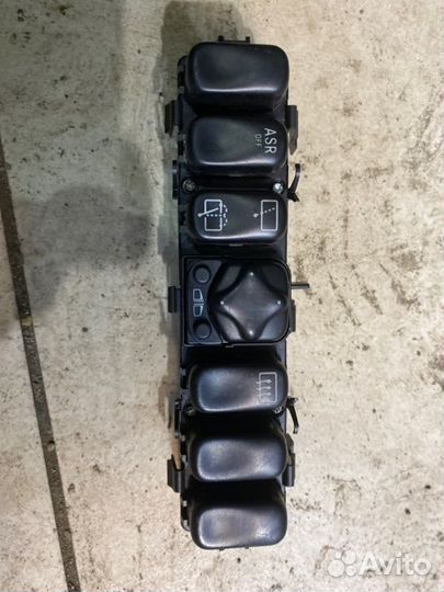 Джойстик регулировки зеркал Mercedes-Benz A190