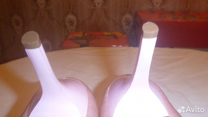 Босоножки Рафаелло р 38